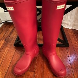 Hunter Tall Rainboots